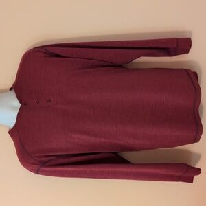 EUC Roundtree & Yorke Men's Long Sleeve Performance Henley